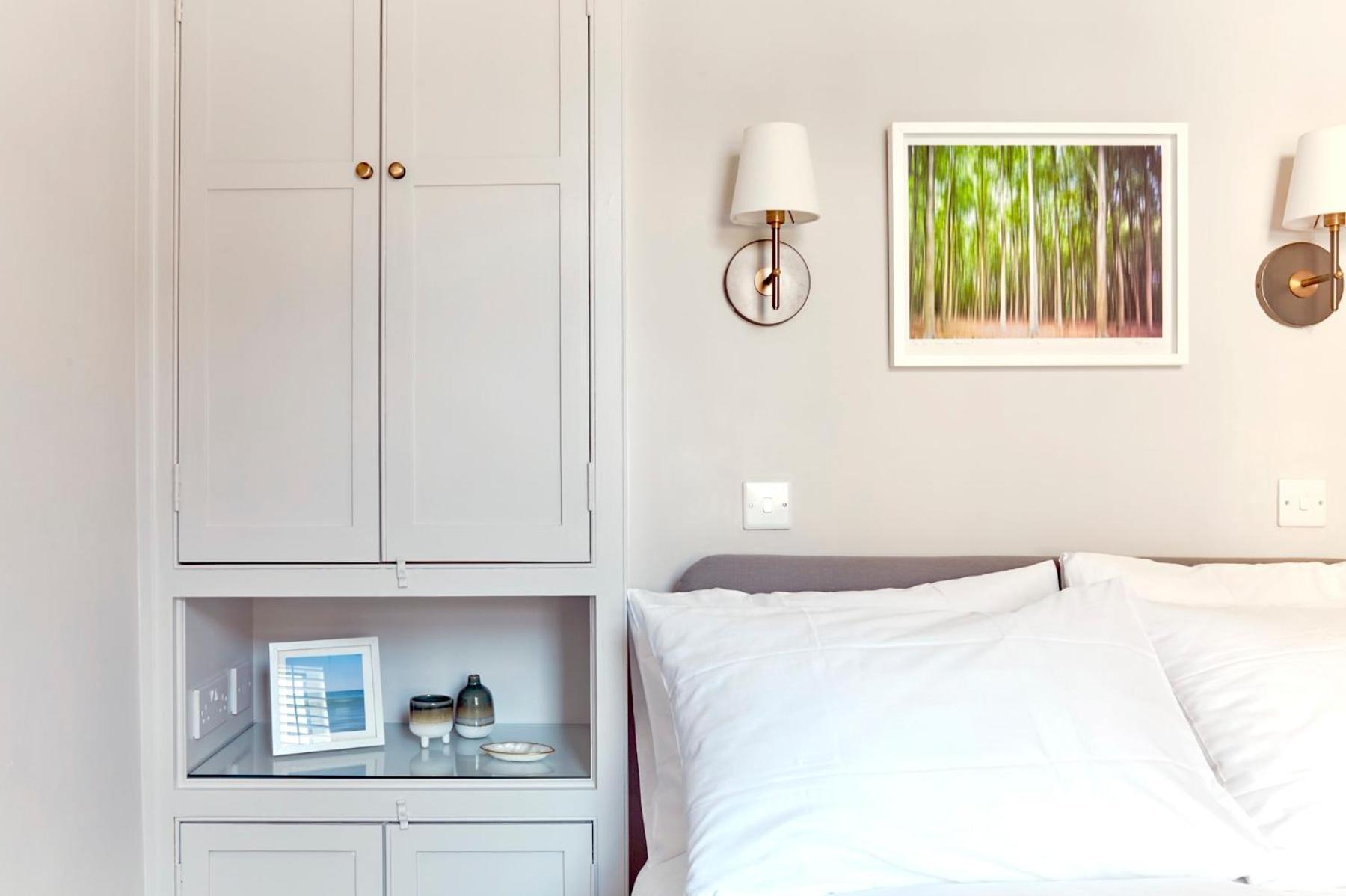 Spacious Beach Front Apartment With Stunning Sea Views Deal Luaran gambar