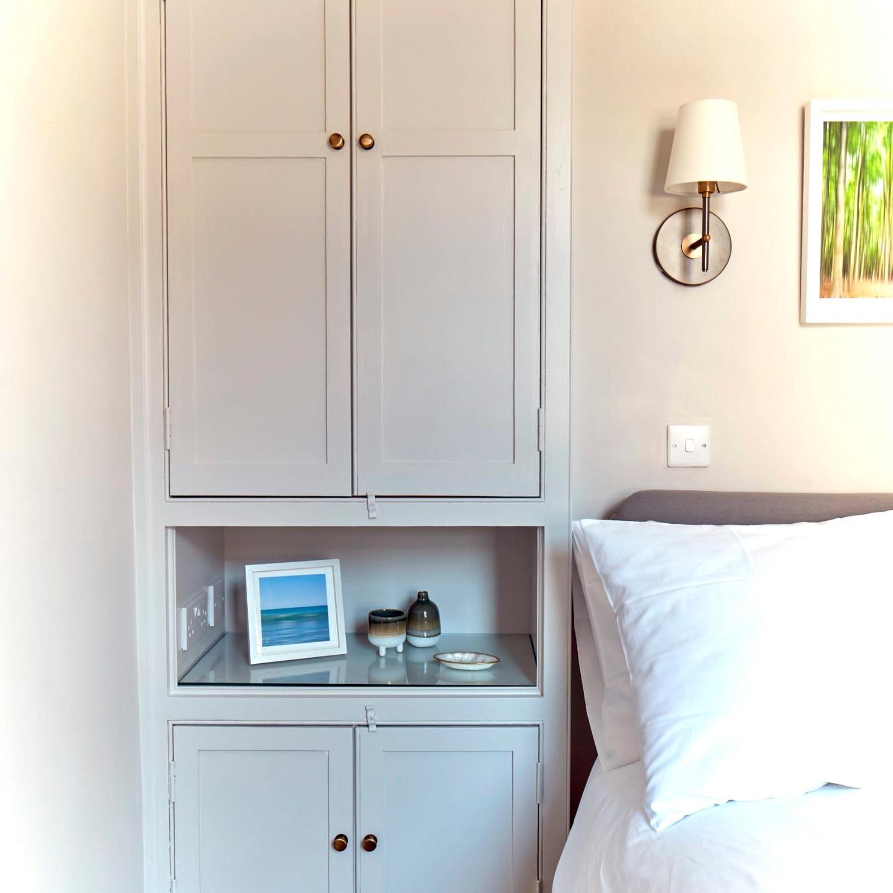 Spacious Beach Front Apartment With Stunning Sea Views Deal Luaran gambar